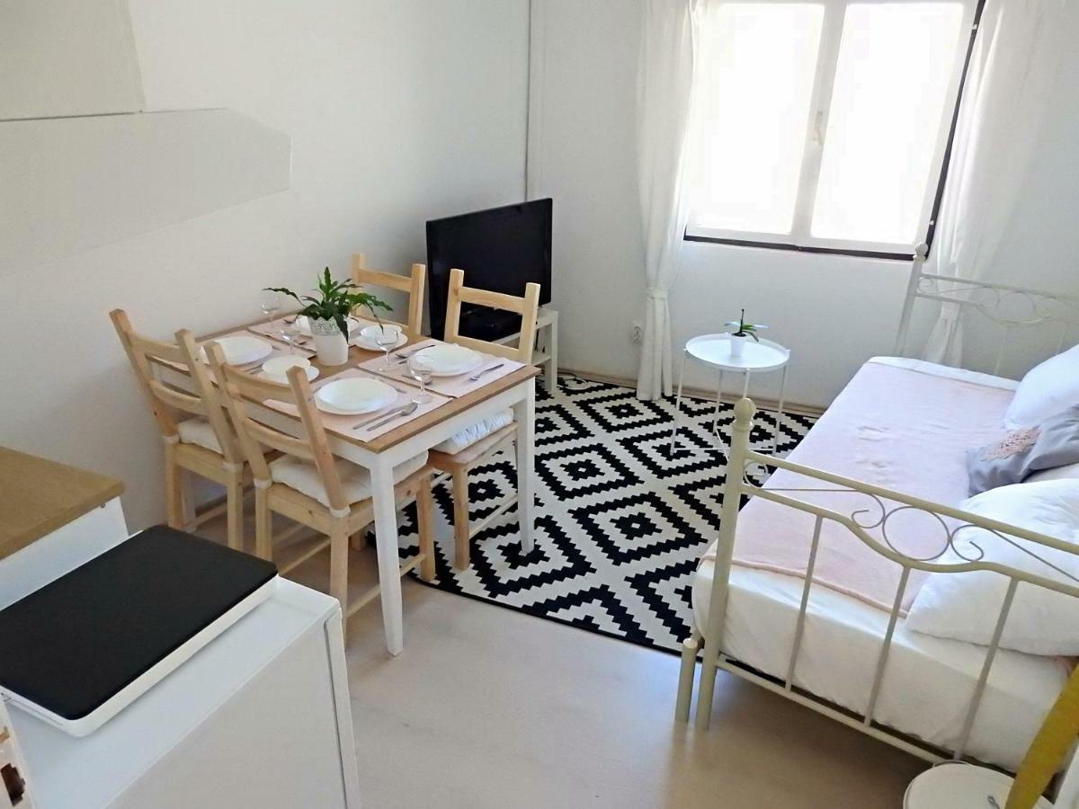Apartment Antonela Slatine Εξωτερικό φωτογραφία