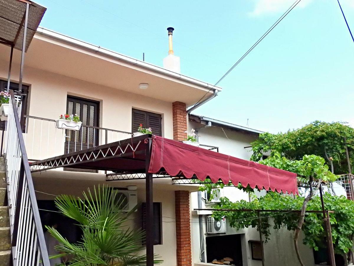 Apartment Antonela Slatine Εξωτερικό φωτογραφία