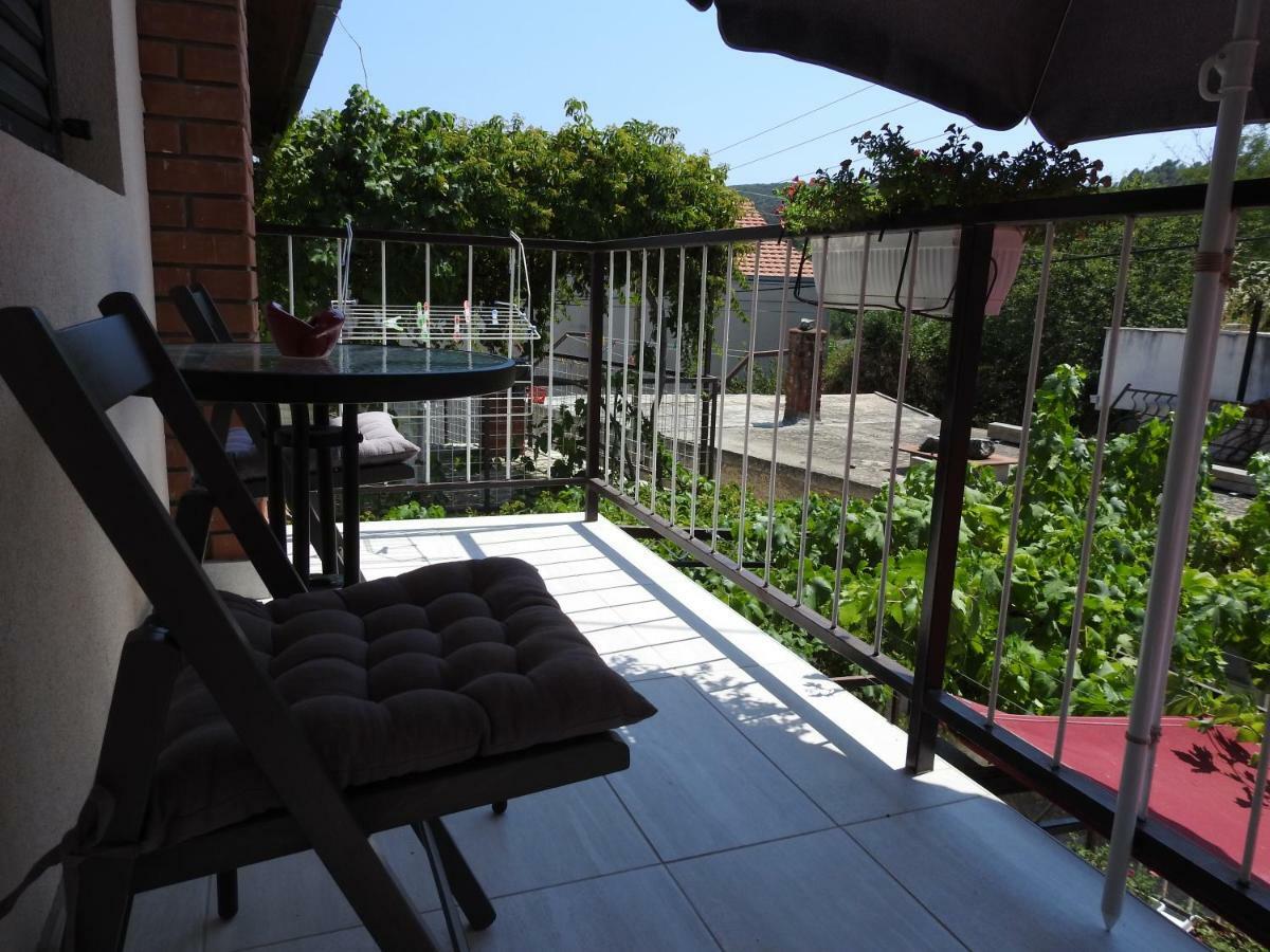 Apartment Antonela Slatine Εξωτερικό φωτογραφία
