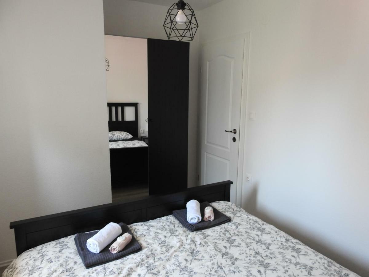 Apartment Antonela Slatine Εξωτερικό φωτογραφία